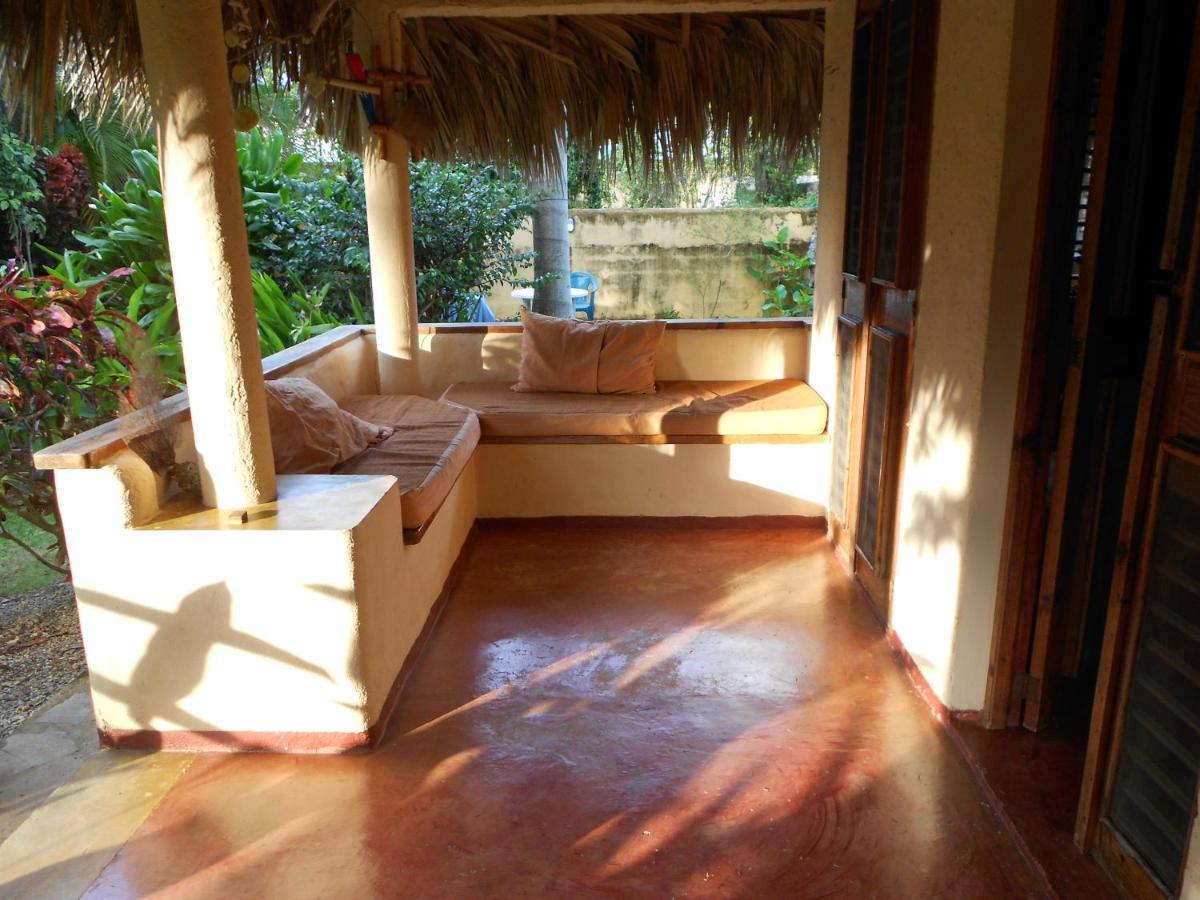 Palm-Covered House In The Tropical -Casa Oli Las Galeras Exterior photo
